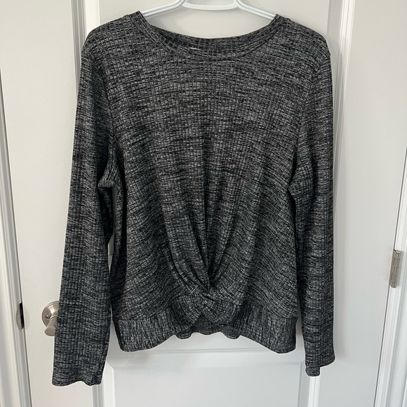 Reitmans Ribbed Knot Front Top - Picture 1 of 4